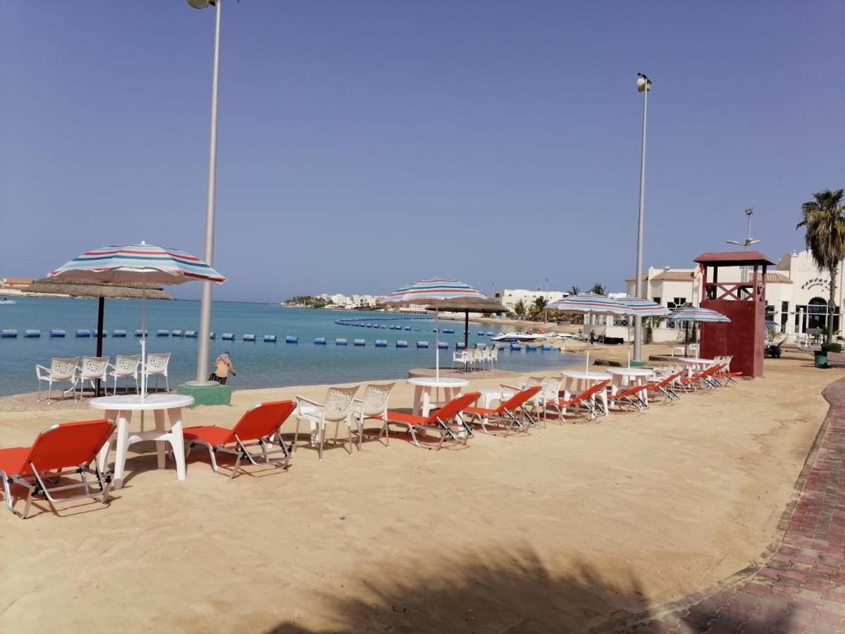 Durrah Beach Apartment Durrat Al-Arusz Kültér fotó