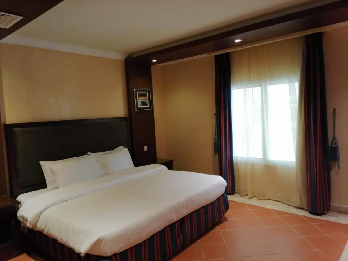 Durrah Beach Apartment Durrat Al-Arusz Kültér fotó