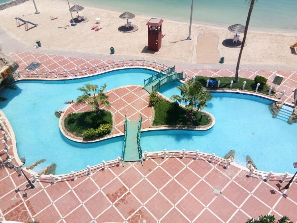 Durrah Beach Apartment Durrat Al-Arusz Kültér fotó